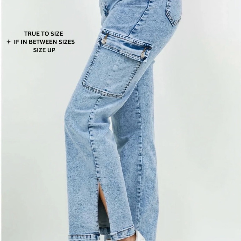 LA Girl Light Wash Straight Leg Jeans